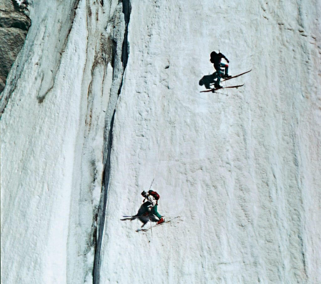 Anselme Baud und Patrick Vallençant bei der Abfahrt. Foto: Archiv Scholz||Pierre Tardivel. Foto: Knut Pohl|Mit dem Schuh rechts fuhr Tardivel 1992 vom Everest-Südsattel ab|Ski Norway 2020