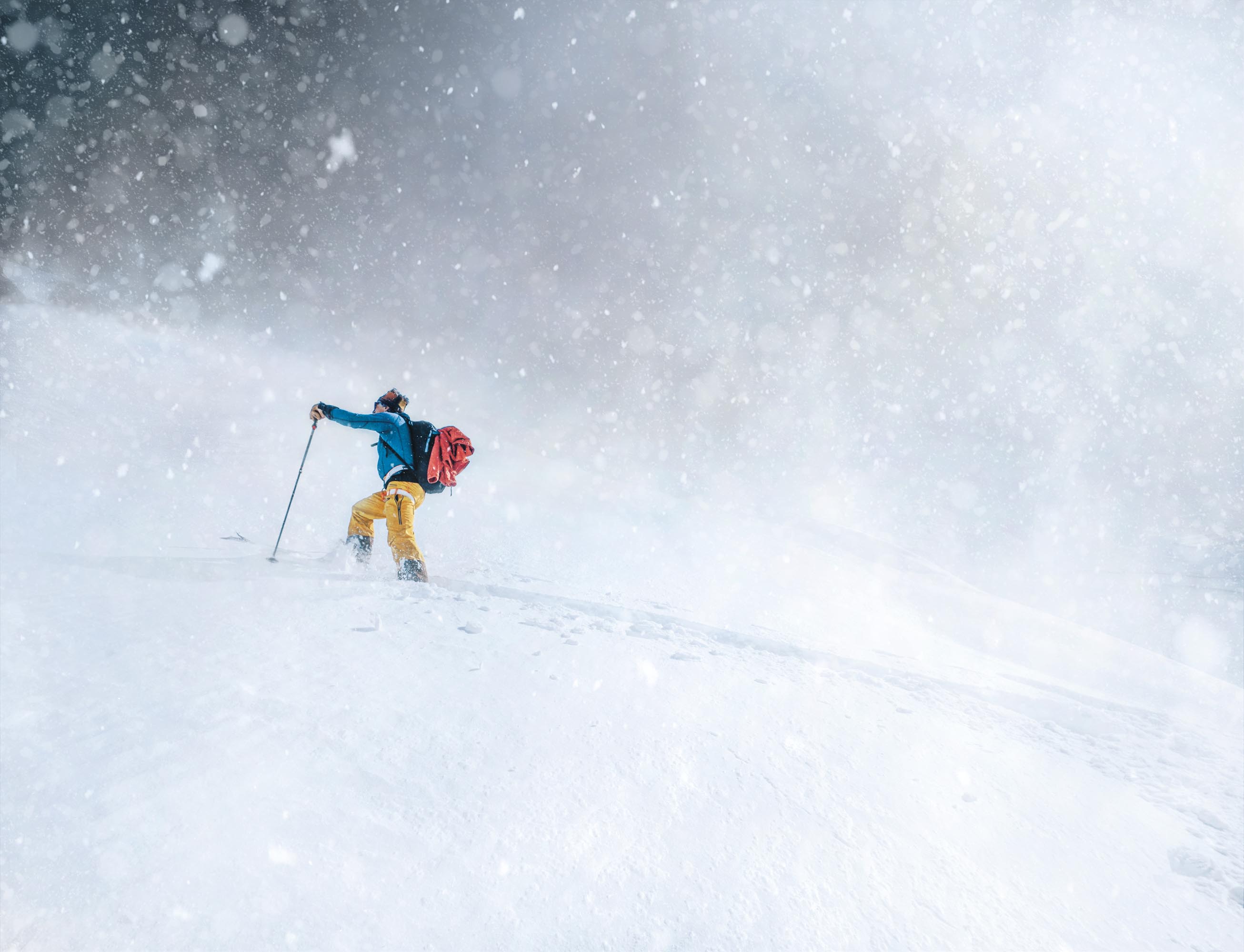 Chris Semmel im Whiteout im Schneesturm.